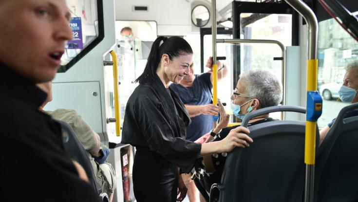 מיכאלי חנכה בשבת את קו המטרונית החדש בחיפה: "הדבר הנכון מוסרית"