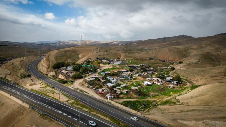 בקשה חדשה של המדינה מבג"צ: למחוק את העתירה נגד פינוי חאן אל אחמר