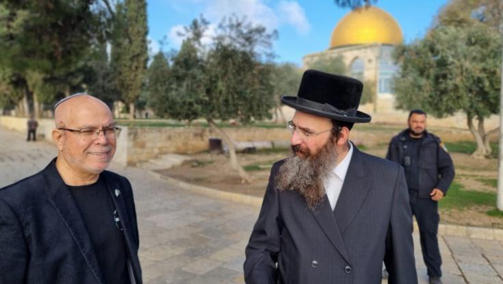 צביקה פוגל בהר הבית: "כל כך הרבה דברים משותפים לשלוש הדתות"