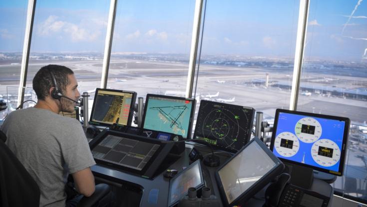 בתום מרדף: ערבי תושב יו"ש פרץ מחסום בנתב"ג ונעצר לאחר ירי