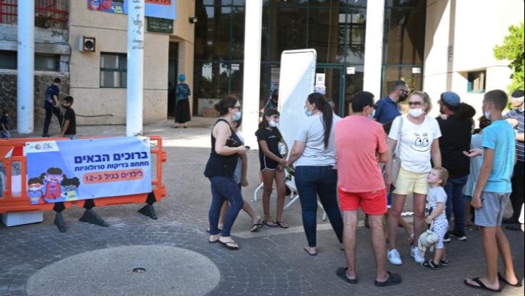 משה ליאון: "עצרו באופן מיידי את הבדיקות הסרולוגיות, מדגרת קורונה"