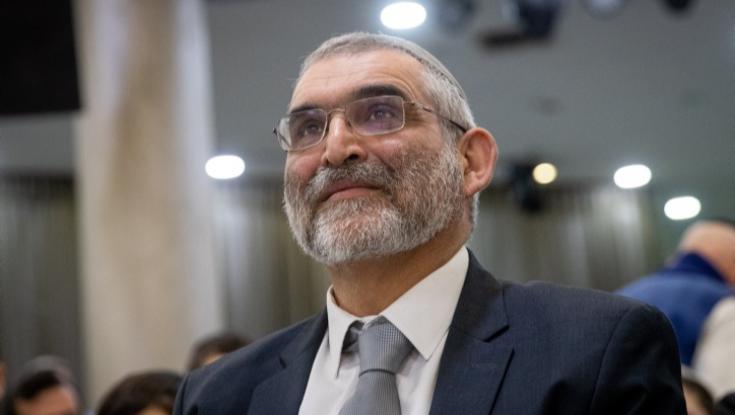 מיכאל בן ארי נחקר במשטרה: "'מנדלבליט ארור, סתימת פיות''