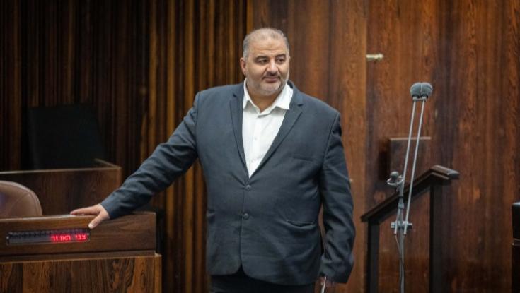 מנסור עבאס: "הקמת מדינה פלשתינית זו גם משנתו של נתניהו"