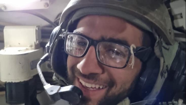 בה"ד 1, סוף: הקצין הסרוג מספר למה התגייס ומה הקשר לסבא שלחם במלחמת יוה"כ