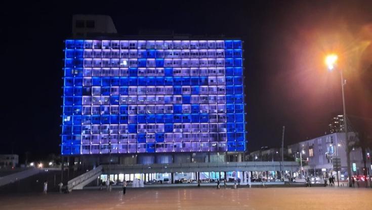 אחרי שנשרף: עיריית תל אביב מחזירה את המיצג המפורסם