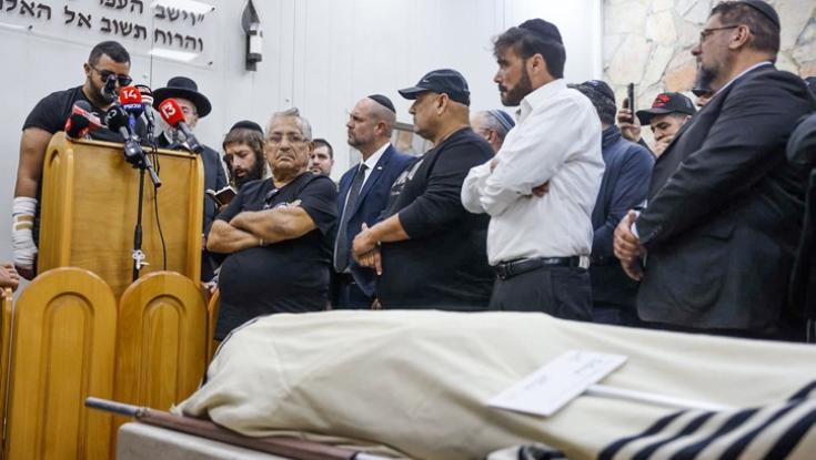 ללא אף נציג של הממשלה: רונן חנניה הי"ד שנרצח בחברון הובא למנוחות