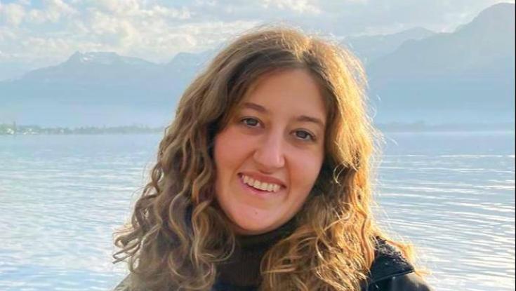 "מדהים בכמה אנשים הצלחת לגעת, ליצור קשרים, להאיר. תחסרי לנו כל כך"