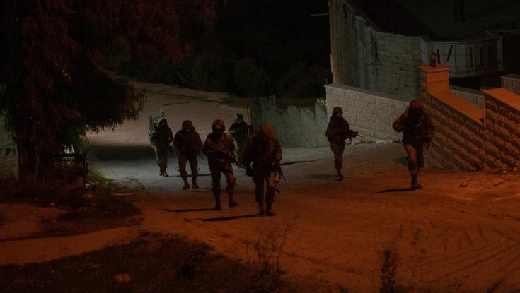 "שובר גלים": כוחות הביטחון עצרו 5 מבוקשים ברחבי יהודה ושומרון