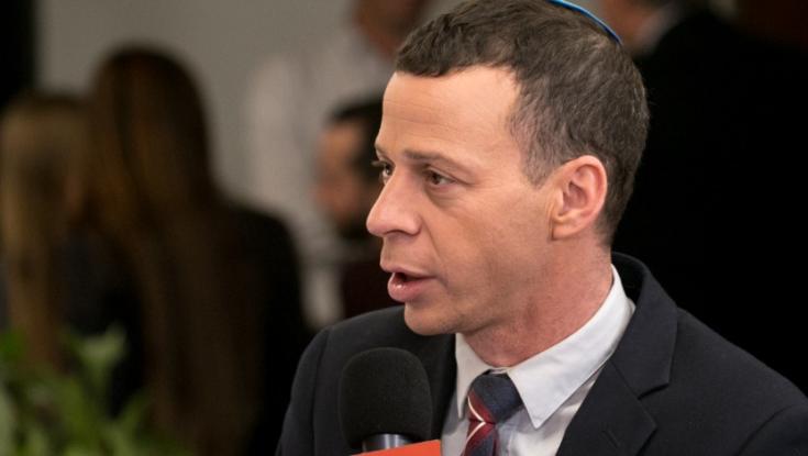 עמית סגל במתקפה על היועמ"שית: זה גדול עליה במאה רמות