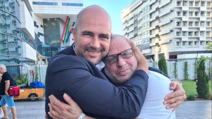 הסיפור שזעזע את הטוויטר: אמיר אוחנה וצייצנים רבים מנעו משלומי ליטול את חייו