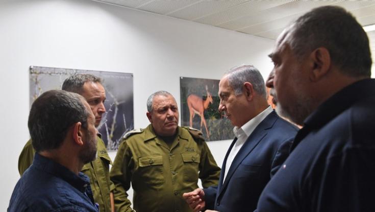 עמית סגל סוקר את ספרו של נתניהו: מודה בטעויות ויוצא נגד ראשי מערכת הביטחון