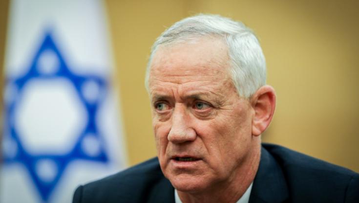 גנץ הכריע: ישראל תמשיך להחזיק בגופת המחבל שרצח את בני הזוג כהנא