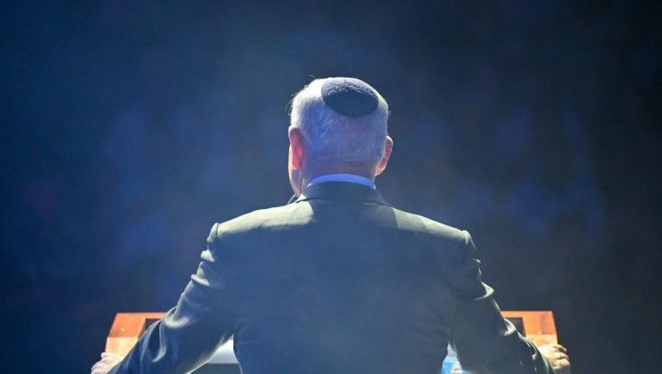 עם כיפה סרוגה לראשו: הנאום המרגש של נתניהו לזכרו של הרב דרוקמן