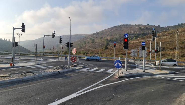 ישראל גנץ הודה לרגב ולסמוטריץ': הרמזורים בצומת עלי החלו לפעול