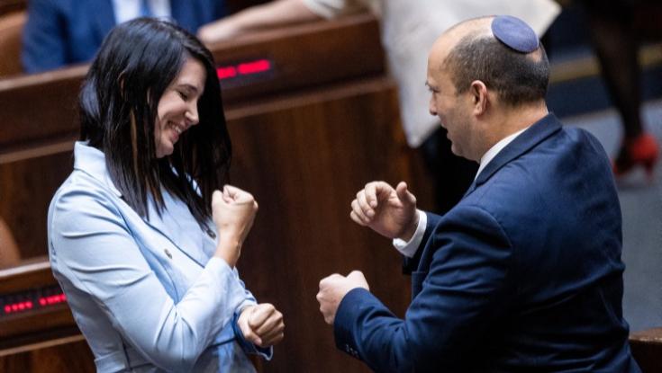 באמצעו של גל טרור: שירלי פינטו מאשימה את האופוזיציה וסופגת אש