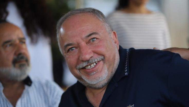בקואליציה ובאופוזיציה מתנגדים לליברמן: "הרעבת ילדים"