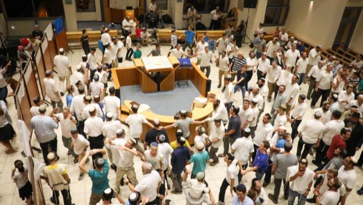 אירועי שמחת בית השואבה של ישיבות ההסדר | חוגגים סוכות