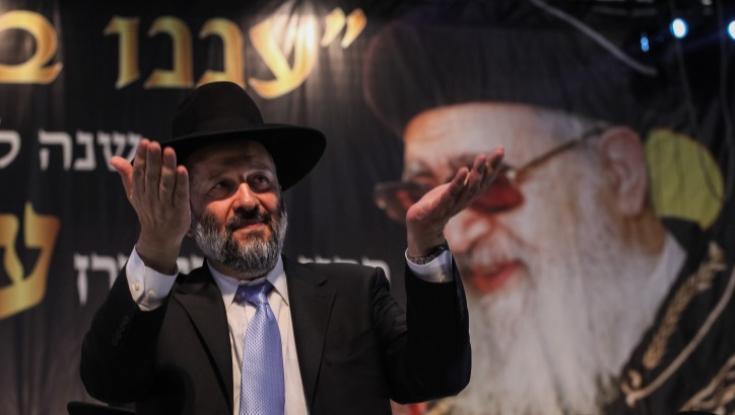שר הפנים פועל לביטול מעמדו של פעיל טרור שתכנן בעבר לפגוע ברב עובדיה