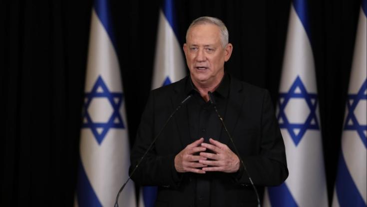גנץ: "קורא לאנשים להתחסן, זה המפתח לפתיחת המשק"