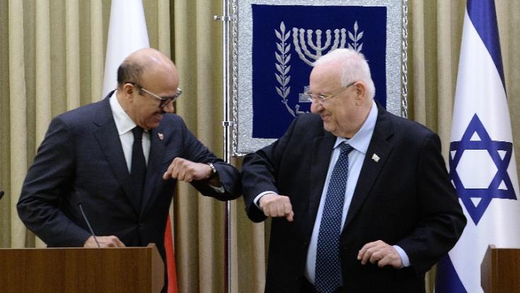 ריבלין נפגש עם שר החוץ הבחרייני: "הגיע העת לבנות אמון ולעשות שלום"