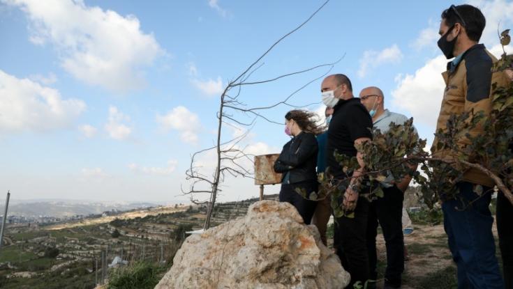 בנט תוקף את נתניהו: "במשך 12 שנה הוא לא עשה כלום"
