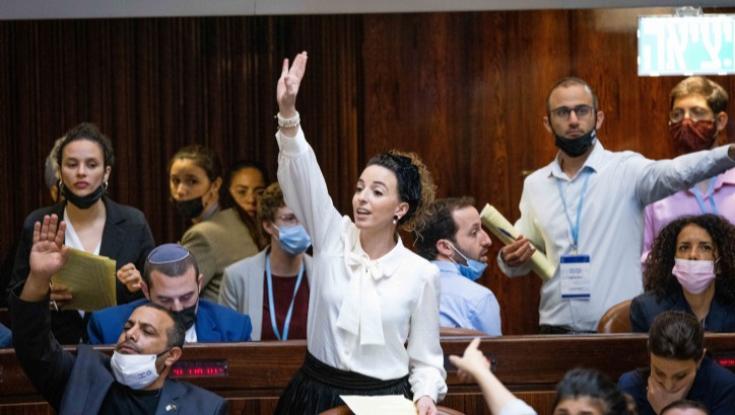 דרמה פוליטית: עידית סילמן פורשת מהקואליציה