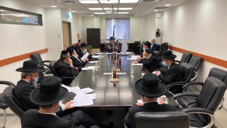 הרב הראשי: כך יחולקו מענקי הקורונה בזוגות גרושים