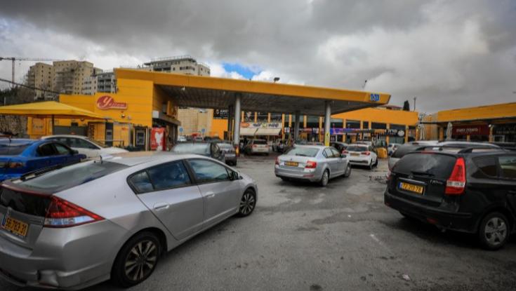 אחרי הקפיצה הדרמטית: שוב עלייה במחירי הדלק