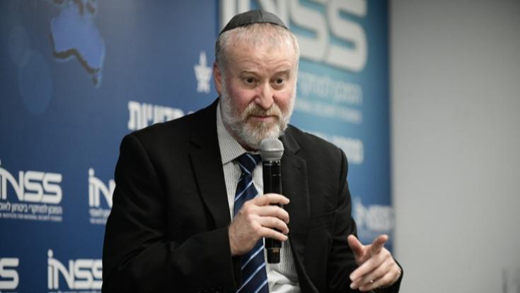 מנדלבליט שוקל להוציא את נתניהו לנבצרות "מהותית"