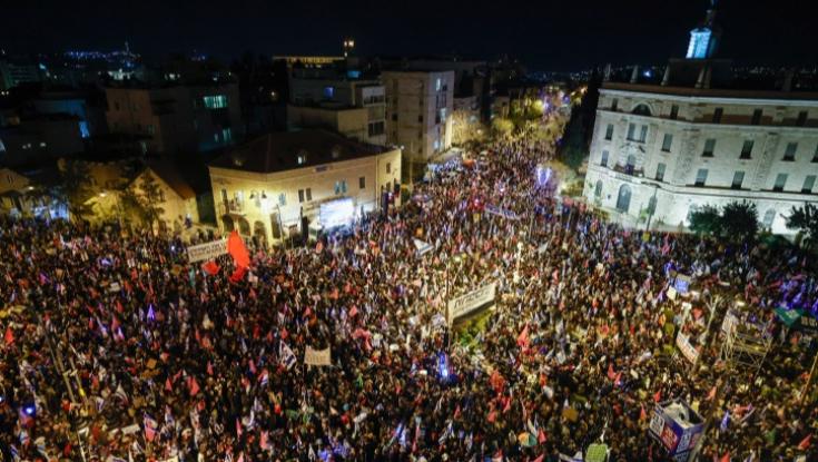 שלושה ימים לבחירות: לפחות 20 אלף מפגנים בבלפור