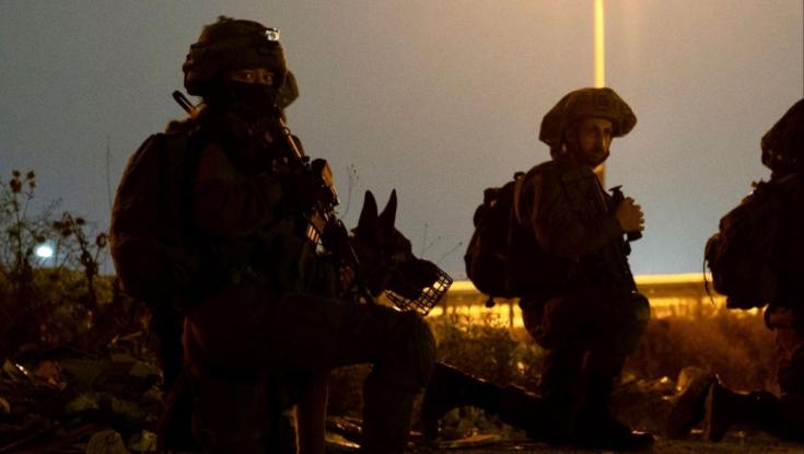 המבוקש מנסה לברוח והמסתערבים יורים לעברו | צפו בתיעוד המיוחד