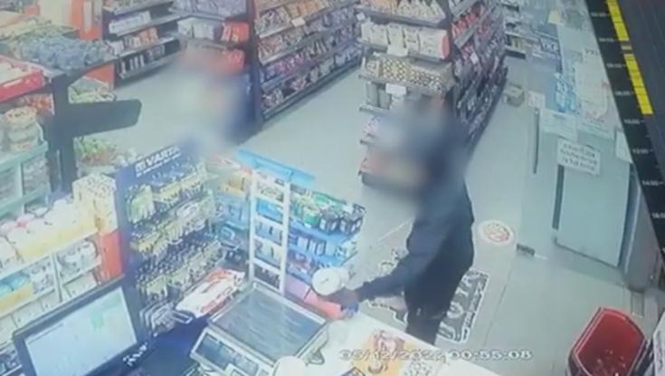 שדד חבילת מסטיקים עם לום ברזל: המשטרה תגיש כתב אישום נגד קטין