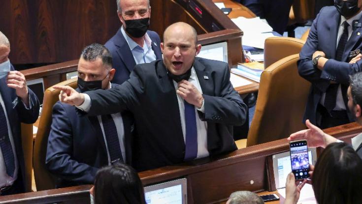 אירוע חריג במליאה | נפתלי בנט איבד עשתונות ואמר לאורית סטרוק: "עופי לי מהעיניים"
