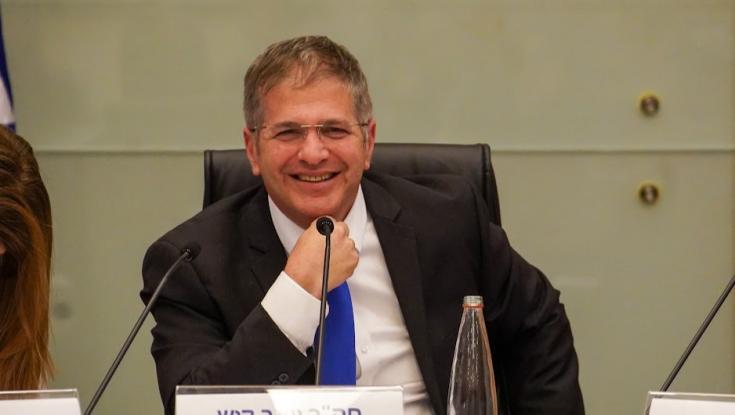 סוף לעימות: הושג הסכם בין השר קיש לספרייה הלאומית