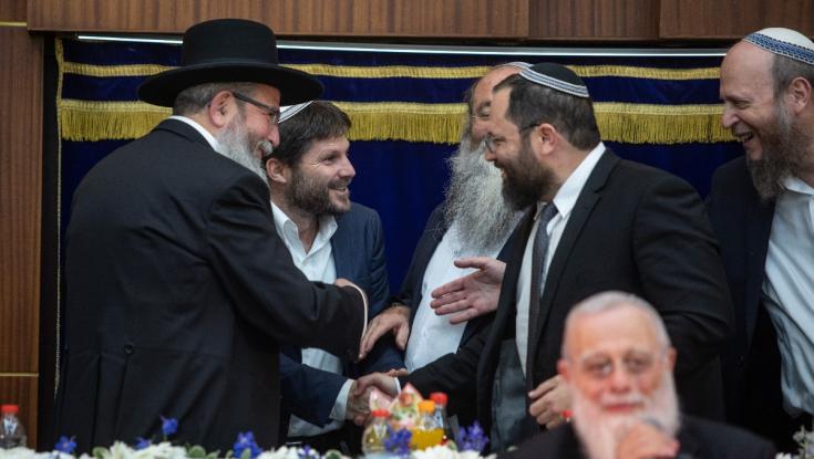 רבנים בוועדה זועמים על סמוטריץ': סיבן אותנו בשביל הפוליטיקה שלו