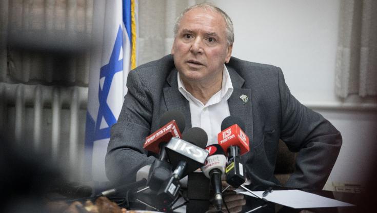 אמסלם במתקפה על נתניהו: "עכשיו כבר אין צורך בדודי?"