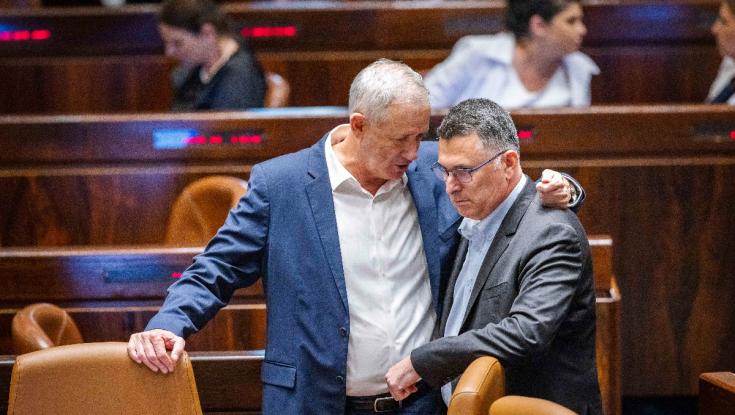 חוק הרבנים: גנץ וסער הטילו וטו - ש"ס והציונות הדתית נבלמו