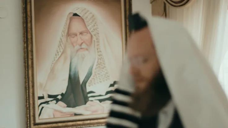 הדוקו המטלטל "בשם האב" מגיע לאירופה  - אלו המדינות שישדרו אותו