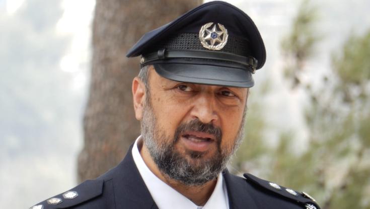 רב המשטרה בקריאה חריגה: "כל מתפלל שבידו רישיון נשק, נא לשאת אותו בבתי הכנסת"