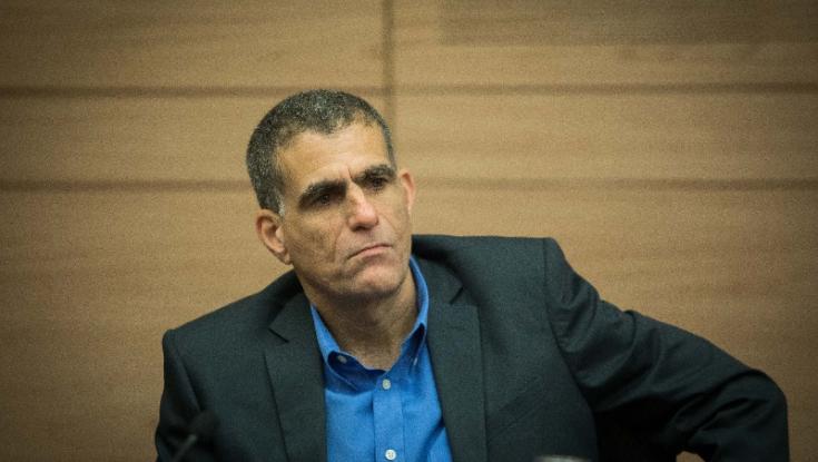 מוסי רז: איילת שקד עובדת עליכם