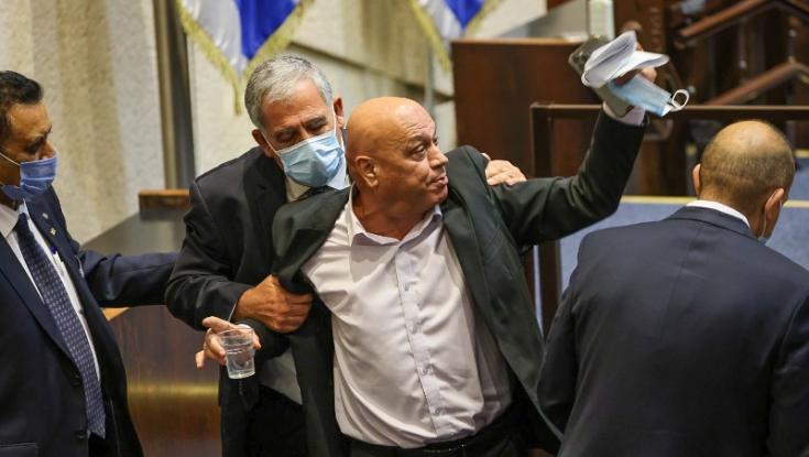 צרחות במליאה | פריג': "תשתקי כבר, את סוחרת ברגשות הערבים" | בן גביר מחא כפיים