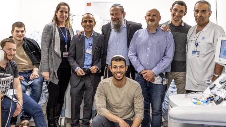 תלמידי הישיבה שברו שיא וקיבלו פרגון מרוני גמזו