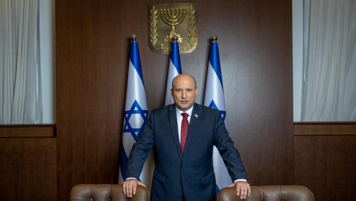 למרות שלא זכאי: בנט מנסה לקבל הטבות של ראש ממשלה