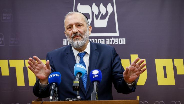 עמית סגל על סערת אריה דרעי והמשלחת לקטר: "זו הסיבה, לא השבת"