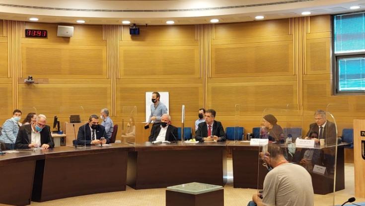 צעקות לעבר ניר אורבך בשדולת א"י: "אנשים שהקימו ממשלה פוסט ציונית"