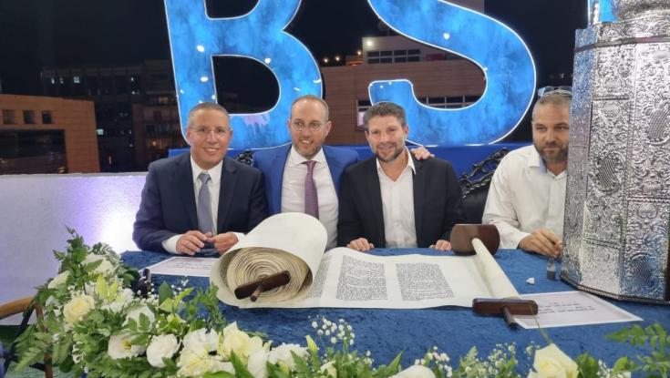 בכירי הפוליטיקאים ורבנים סרוגים: הברנז'ה חגגה באירוע של  גל אורן לרנר