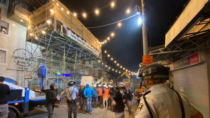 מאה שערים: זריקות אבנים לעבר שוטרים שהגיעו לפרק סוכה