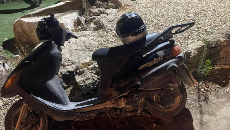 קטין בן 14 שמעולם לא הוציא רישיון נהיגה נתפס בזמן שרכב על קטנוע