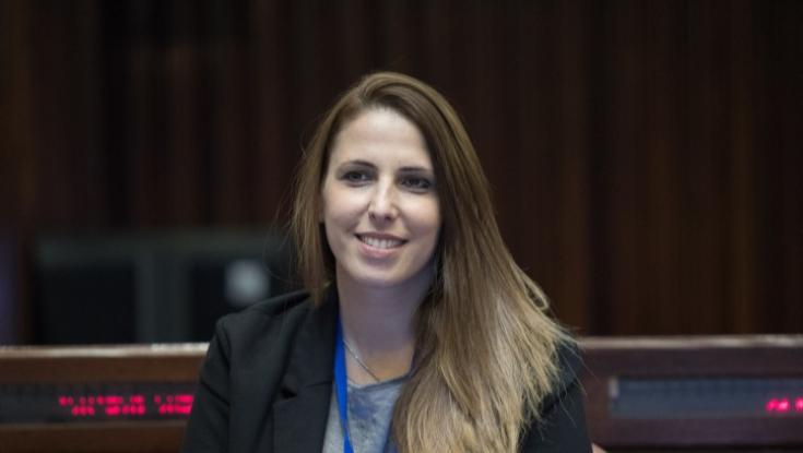 הון עתק על איפור | באיזו פודרה משתמשת ח"כ מיכל שיר?