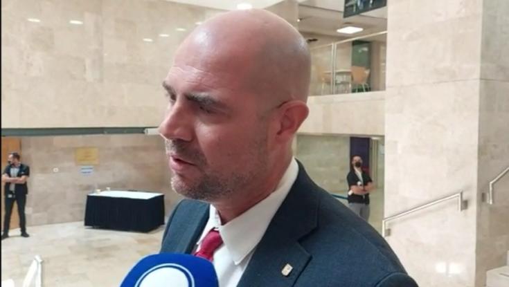 אמיר אוחנה לכיפה: "לא צריך לצהול, הממשלה עדיין קיימת"